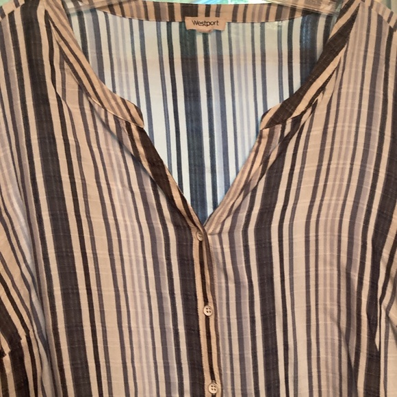 Blouse. 2X Rayon Blue/white striped. Button down, V-Neck with flouncy 3/4 sleeve - Picture 2 of 12